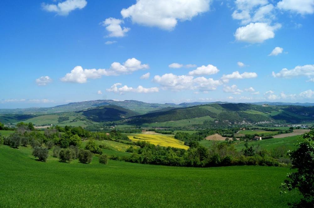 Agriturismo Rosa Dei Venti Pomarance Bagian luar foto
